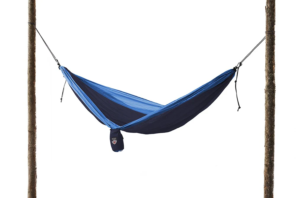Grand Trunk - Double Deluxe Parachute Nylon Hammock w/Straps - Charcoal/Magenta - Image 3